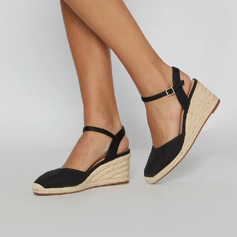 Santos Wedge in Black Fabric