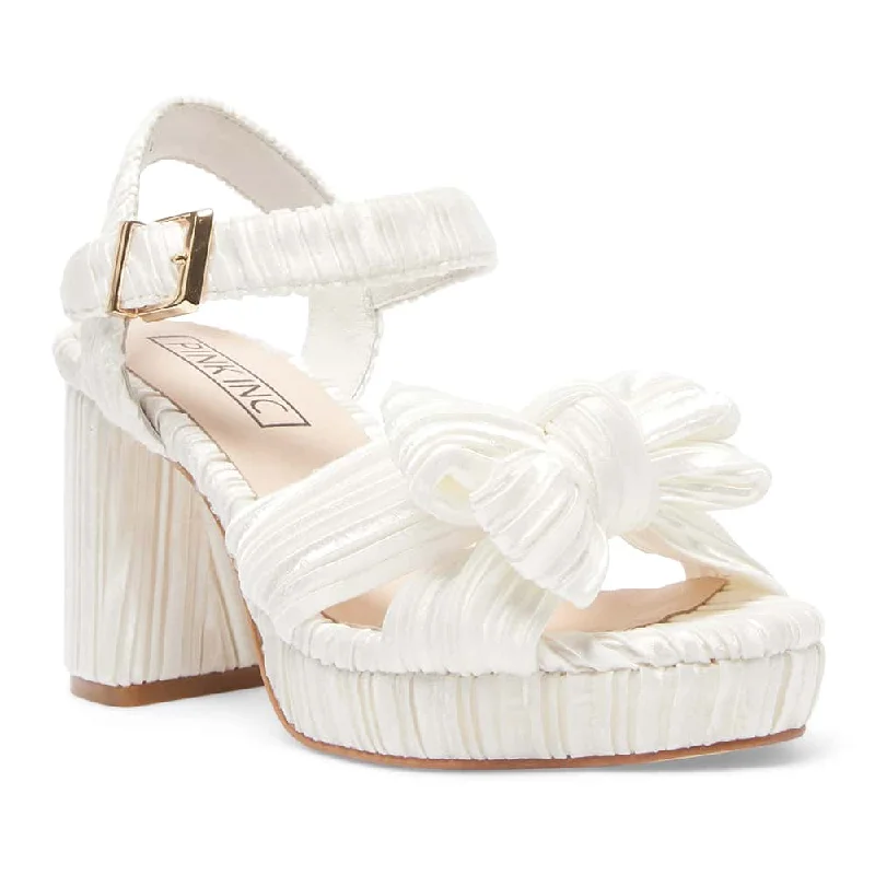 Sherbet Heel in Ivory Pleat